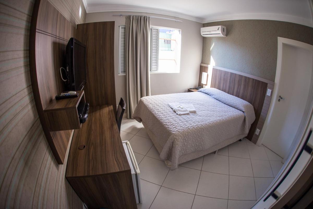 Hotel Contessi Urussanga Oda fotoğraf